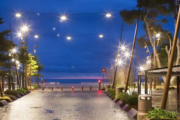 Concept Éclairage fournit un matériel de mise en lumière performant et moderne. Bénéficiez-en à Perpignan et dans ses alentours.